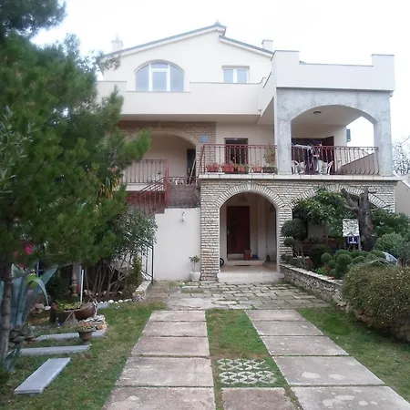 Apartments Davor Jadrtovac Exterior photo